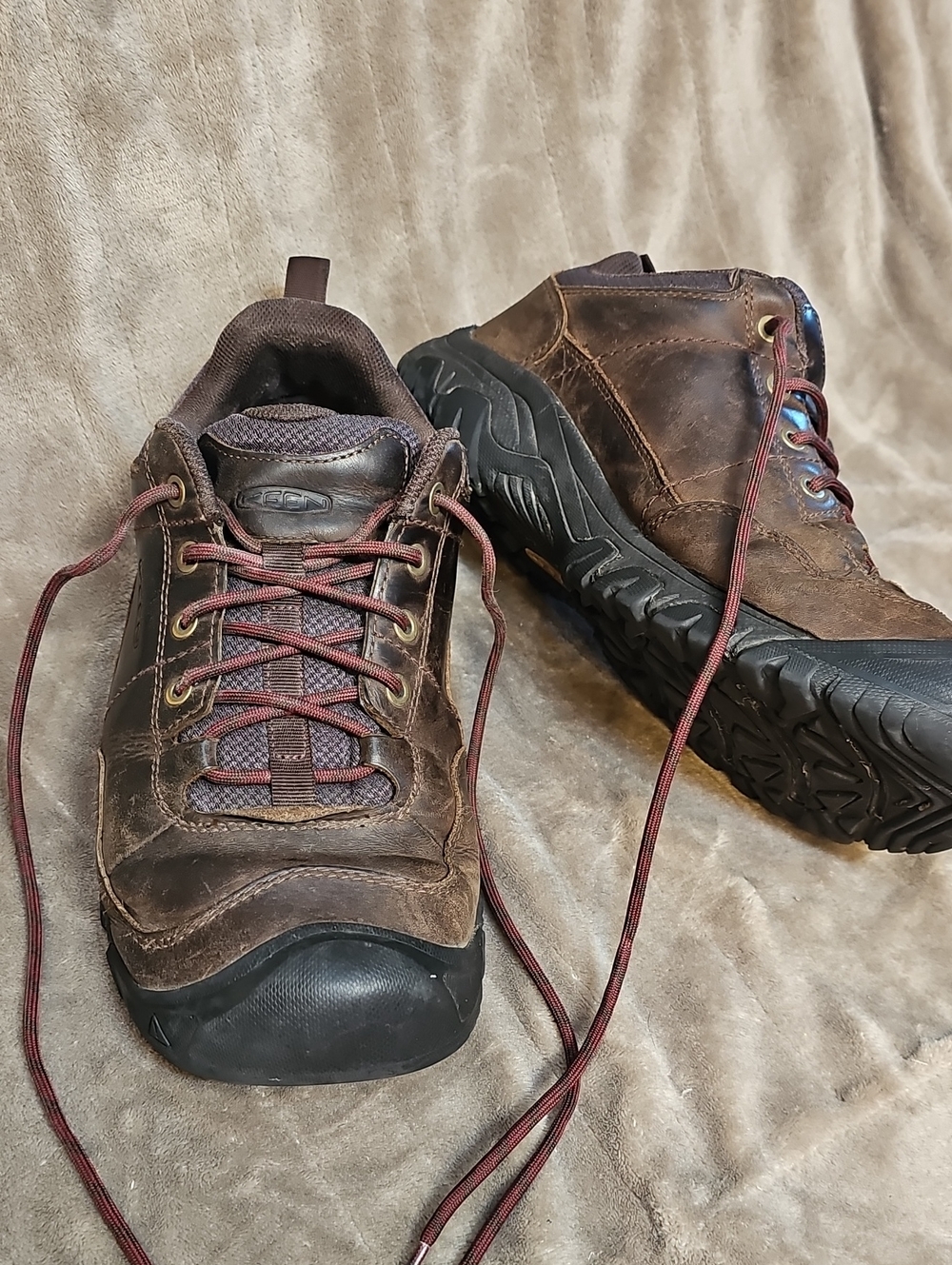 Brown KEEN Targhee III Oxford shoes Dark Earth/Mulch Leather
